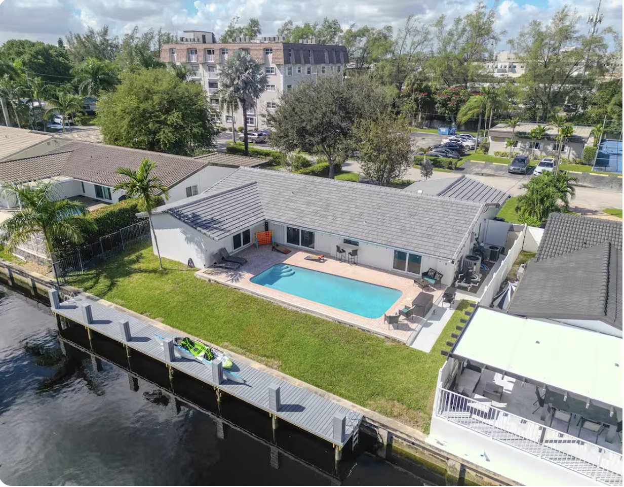 The Dockside Retreat